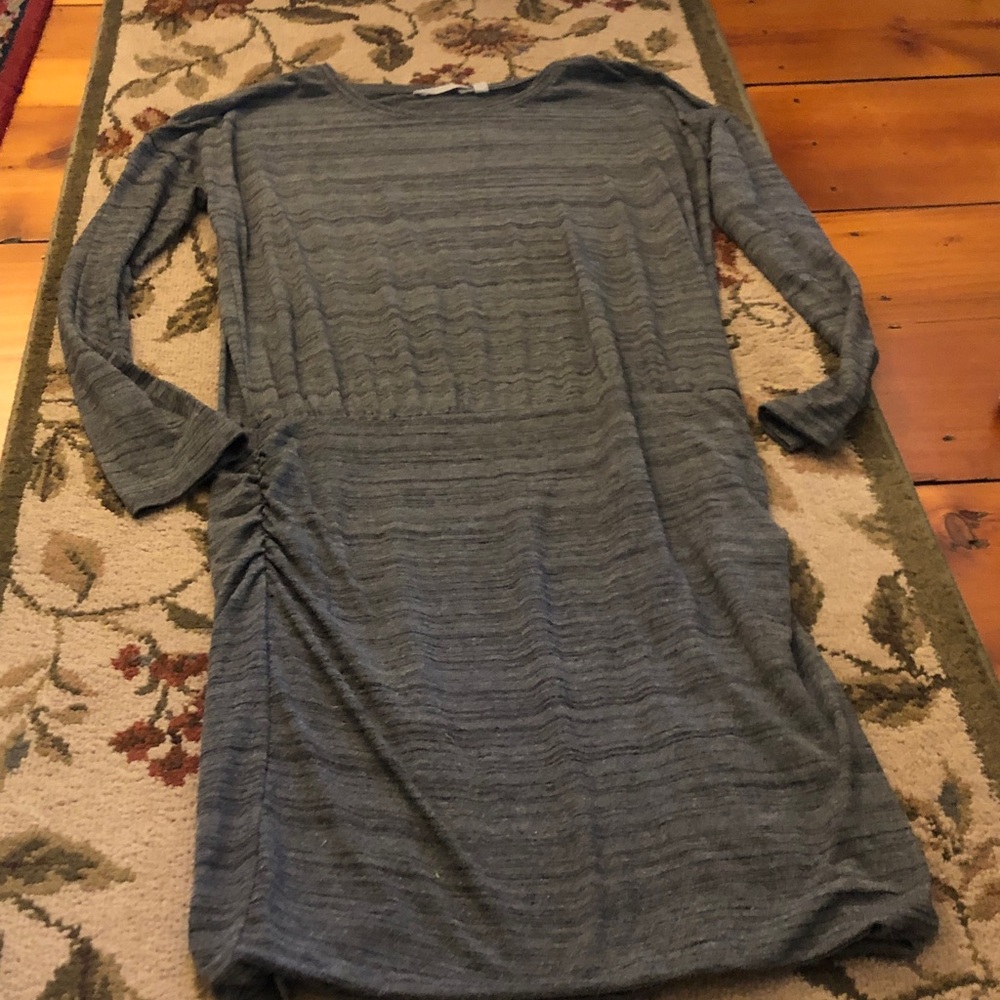 Athleta Heather Gray Long Sleeve Knit Top
